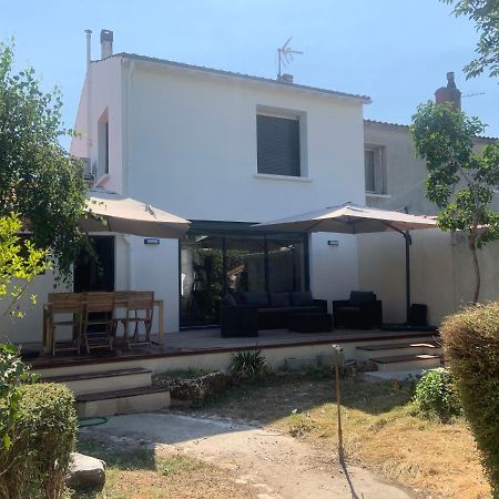 Villa Au Calme Dans Un Ecrin De Verdure 3Ch Aytré Kültér fotó